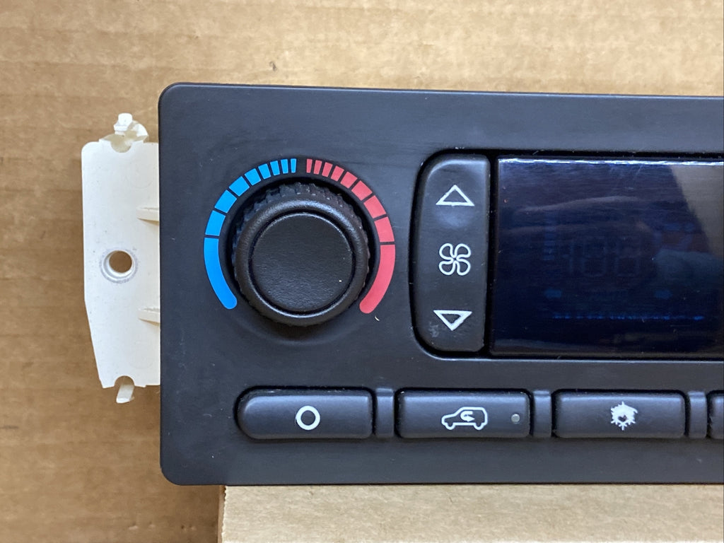 05 06 Tahoe Yukon Escalade Digital Climate Temp Temperature Control OEM 103670412