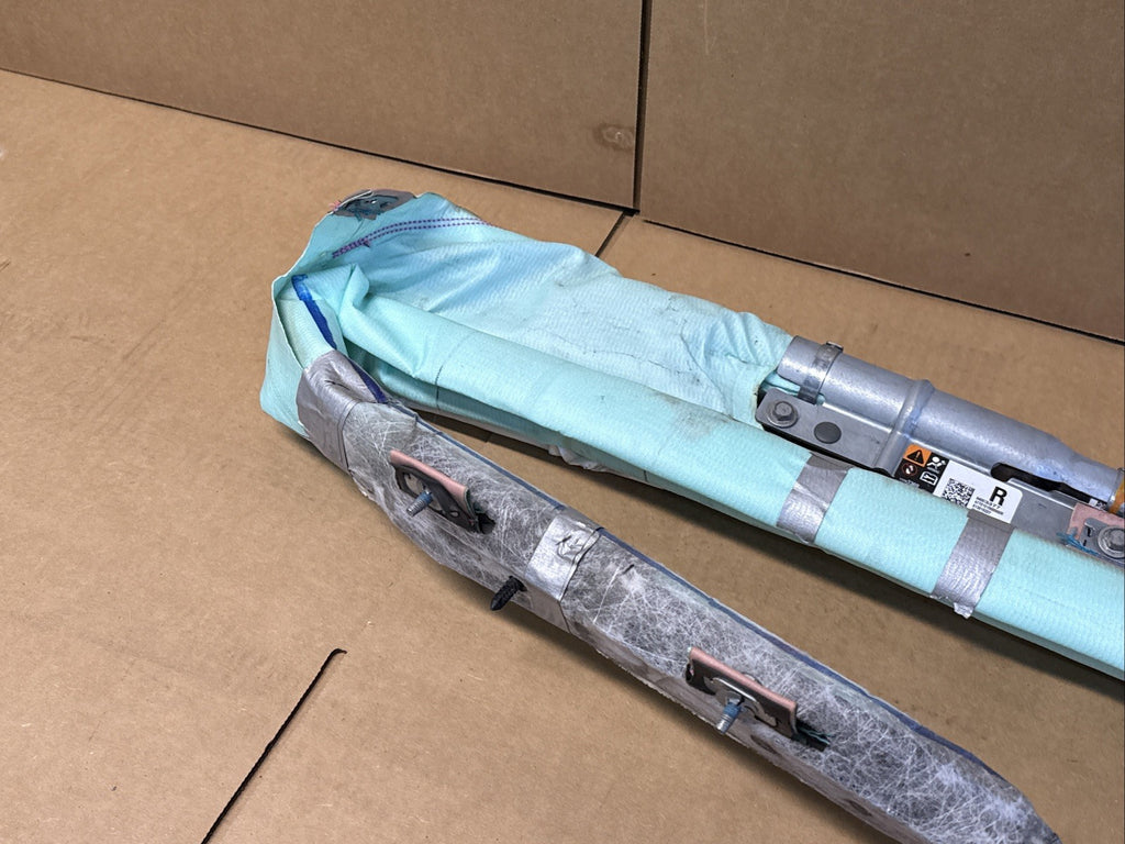 2016 2024 Express Savana Cargo 2500 3500 Passenger Curtain Roof Air Bag Airbag1