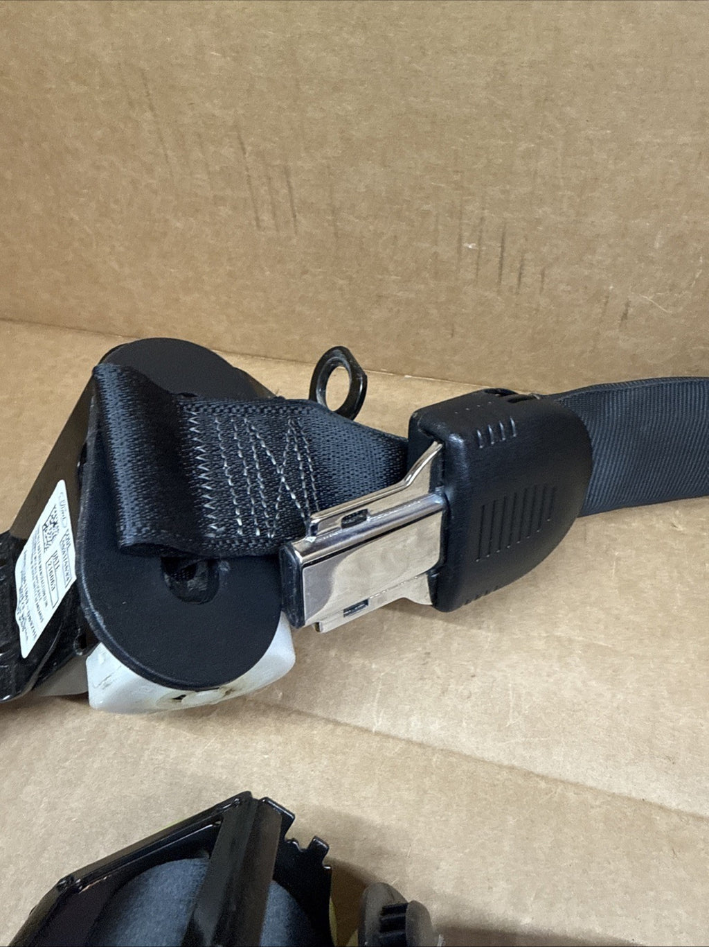 2016 2018 Ford Explorer Rear 2nd Row Left Driver Seat Belt OEM EB53 78611B694