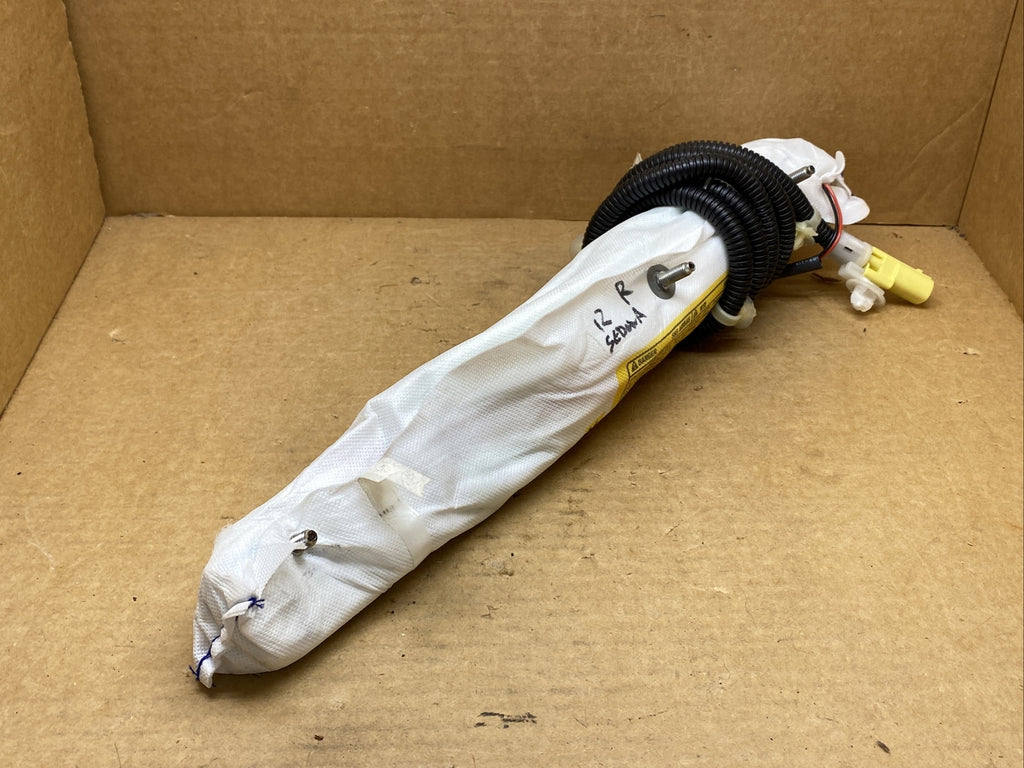 2010 2014 Kia Sedona Front Right Side Passenger Seat Air Bag Airbag 88920 4D0002