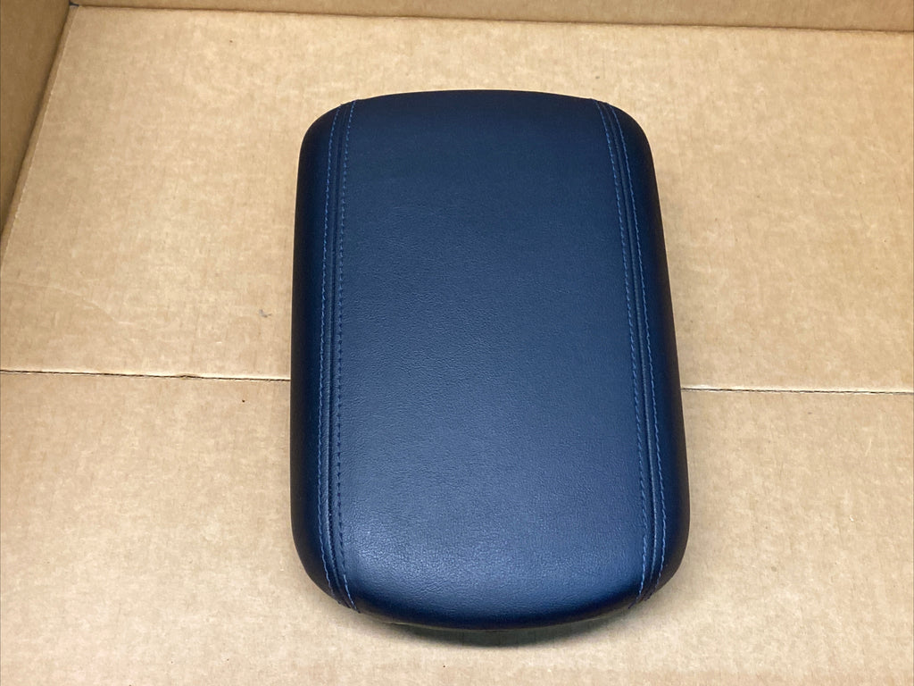 2021 2023 Kia Seltos Center Console Lid Cover Top Arm Rest Armrest 84660 Q5100EF1