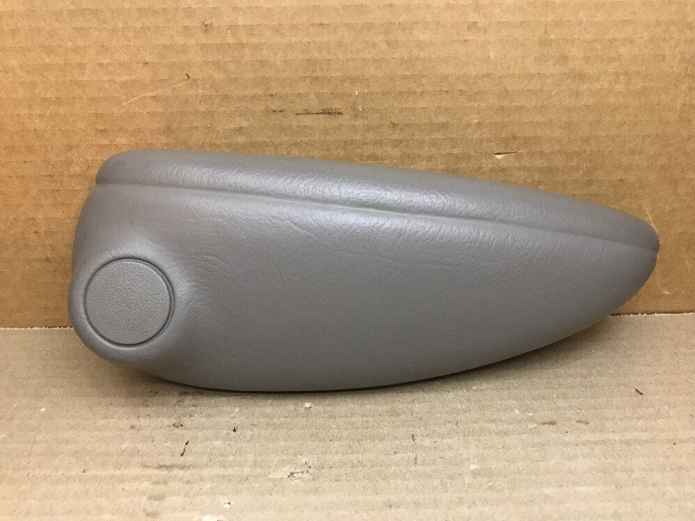 01 07 GRAND CARAVAN TOWN & COUNTRY FRONT DRIVER SEAT ARM REST ARMREST TAN B7J10