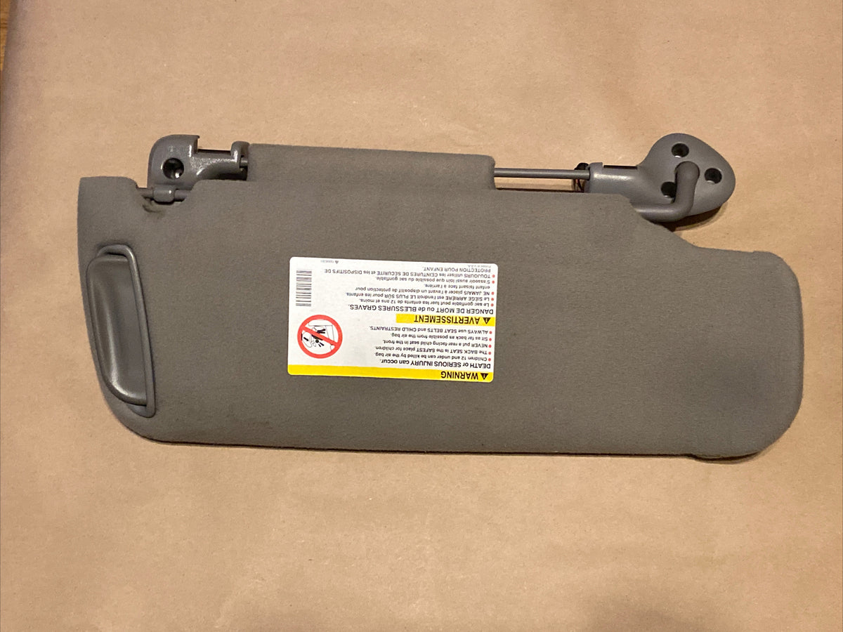 00 06 Tahoe Avalanche Yukon Escalade Suburban Sun Visor Sunvisor Left Right Pair1