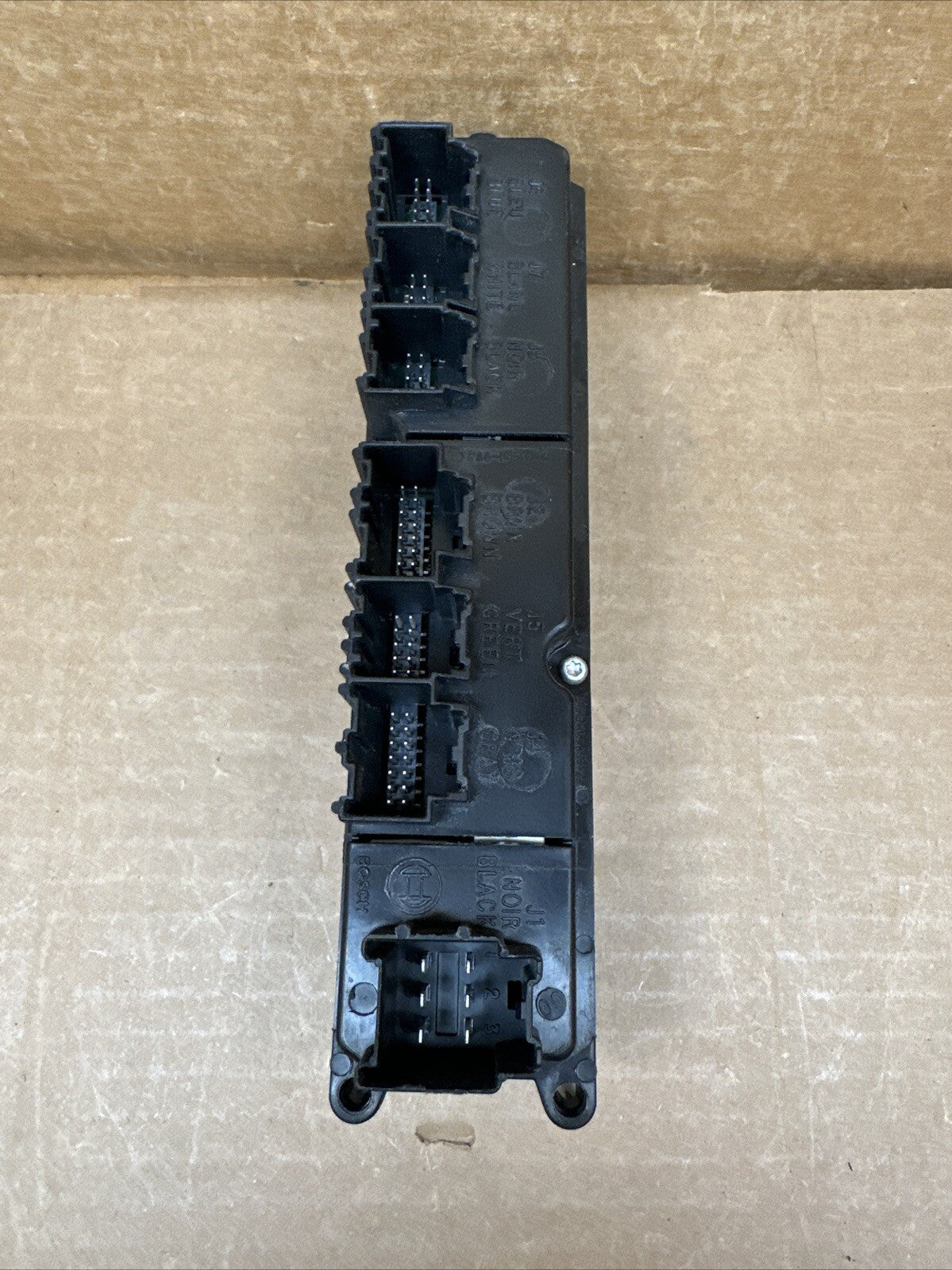 2007 2013 Tahoe Yukon XL Suburban Front Driver Door Window Switch OEM 159068804