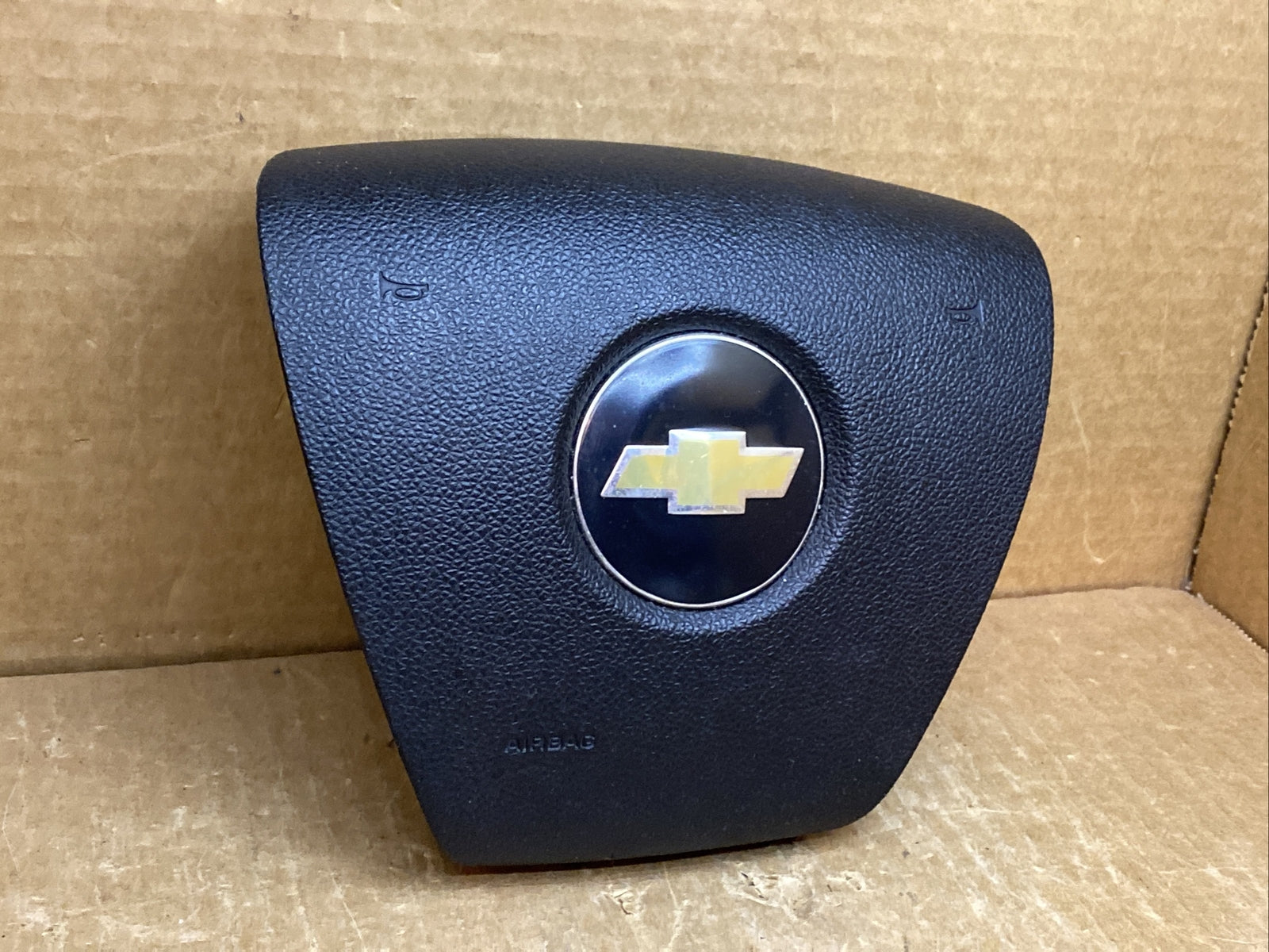 09 11 CHEVY TRAVERSE FRONT LEFT DRIVER SIDE STEERING WHEEL AIRBAG AIR BAG BLACK2