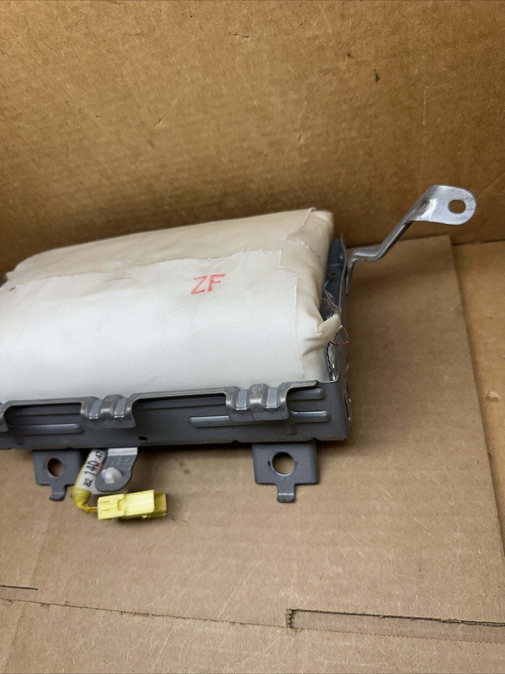 2012 2018 Prius V Front Right Passenger Side Dash Air Bag Airbag1