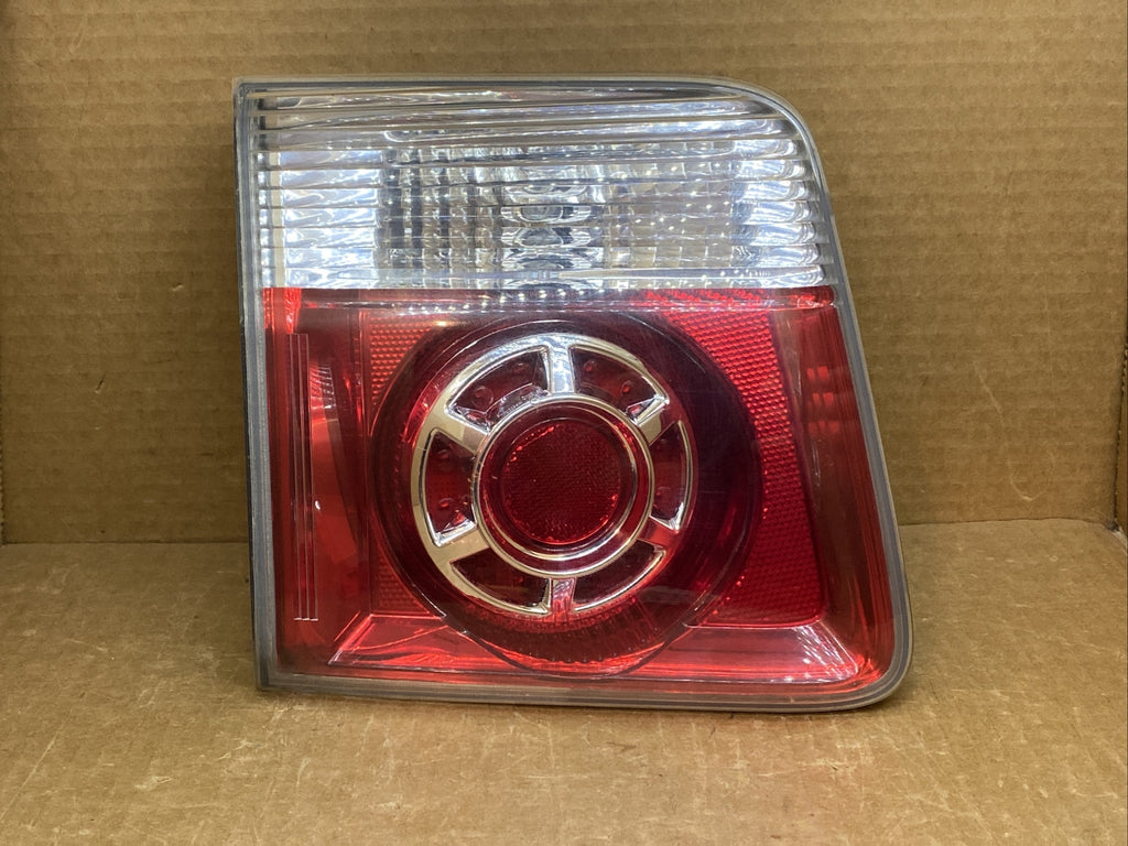 2007 2012 GMC Acadia Inner Tail Light Taillight Left Driver Side OEM 208119610
