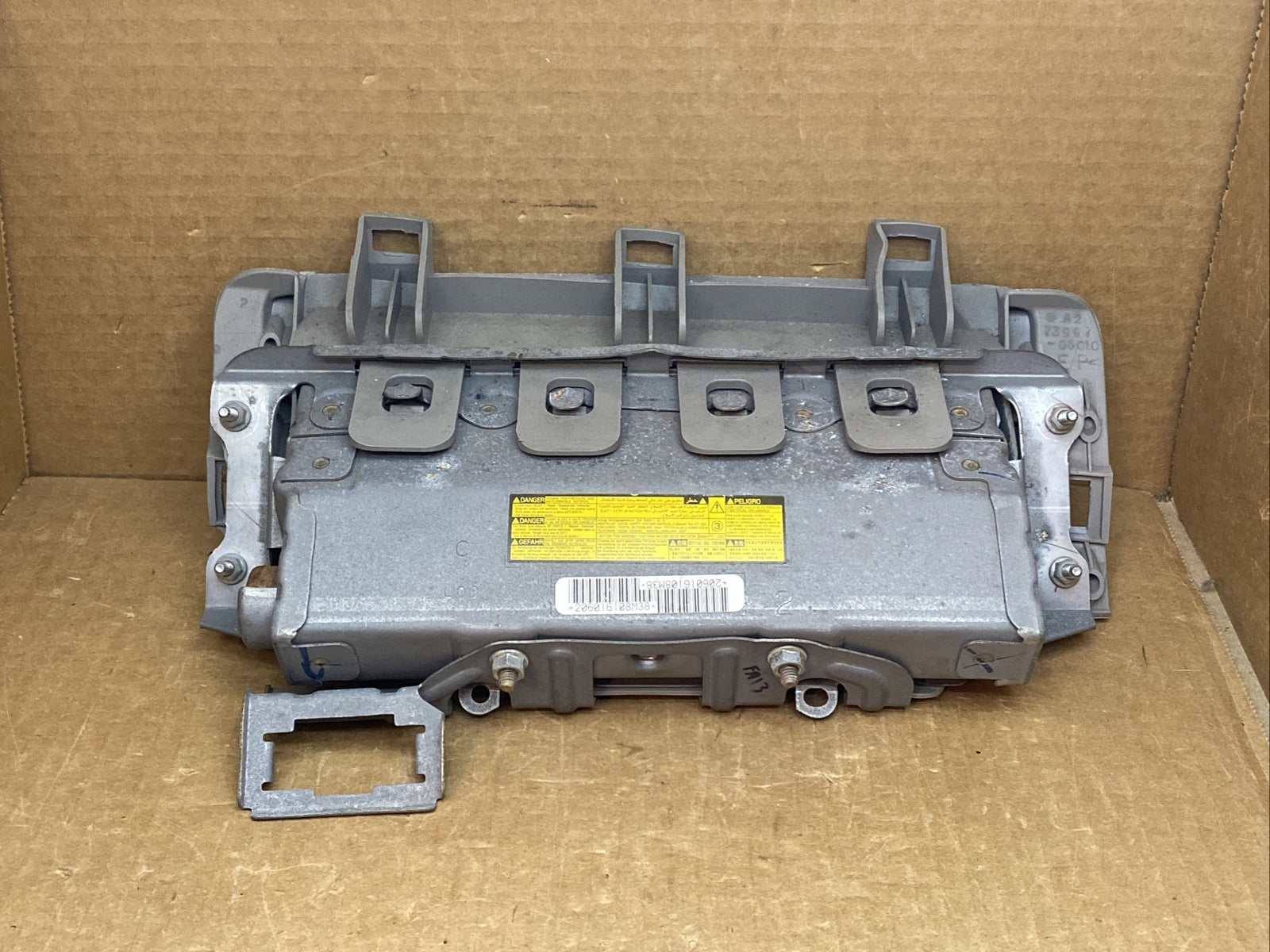 2007 2011 Toyota Camry Front Left Side Driver Knee Lower Air Bag Airbag Ash Gray6