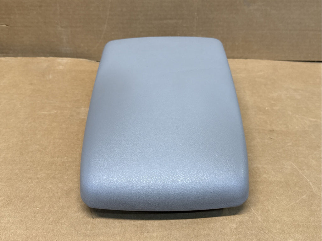 2008 2013 Toyota Highlander Center Console Lid Cover Top Arm Rest Armrest Gray2