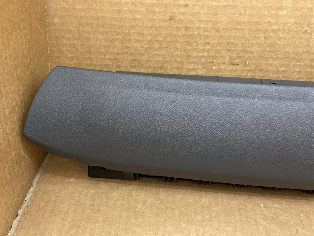 13 15 Chevy Spark Front Right Side Passenger Knee Lower Air Bag Airbag 950710531