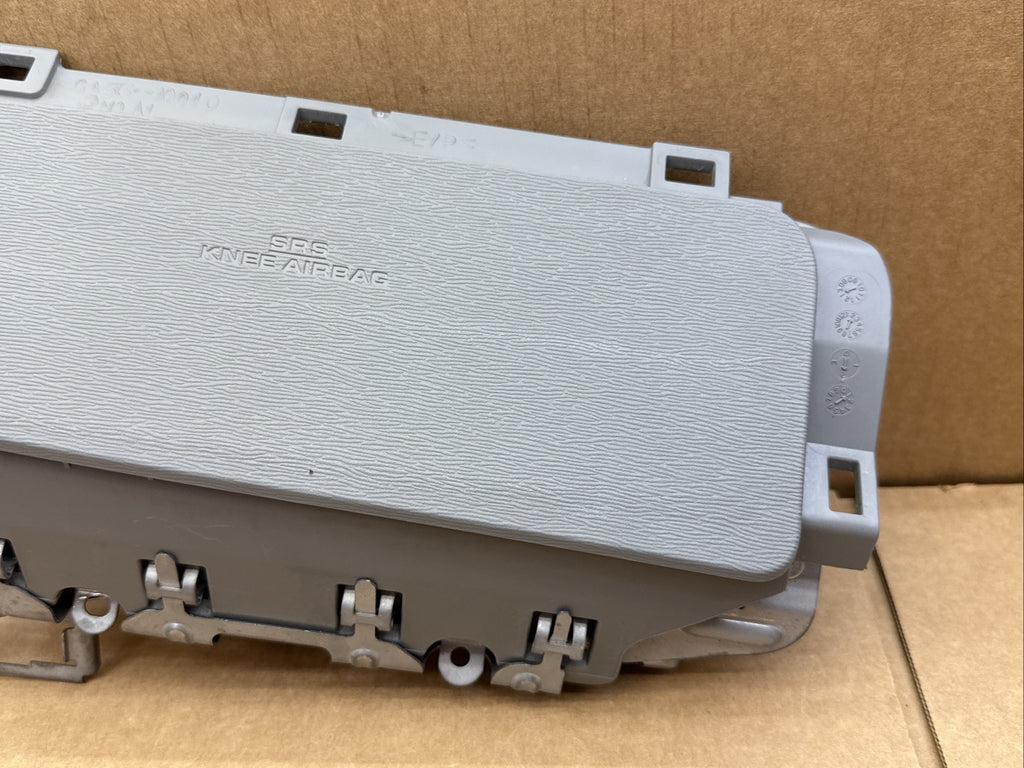 Toyota Sienna Front Left Side Driver Knee Lower Air Bag Airbag Gray3