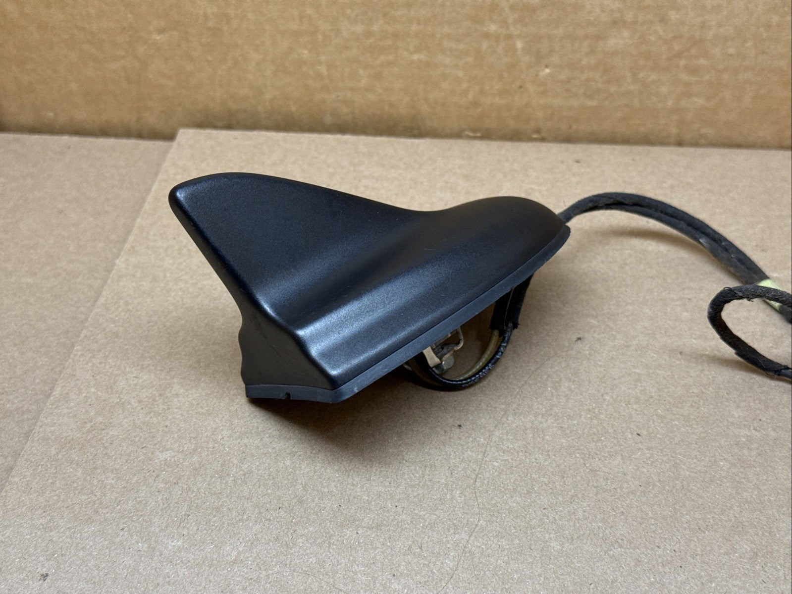 2013 2017 RAM 1500 CHALLENGER RADIO ANTENNA MOPAR OEM 05064648AD4