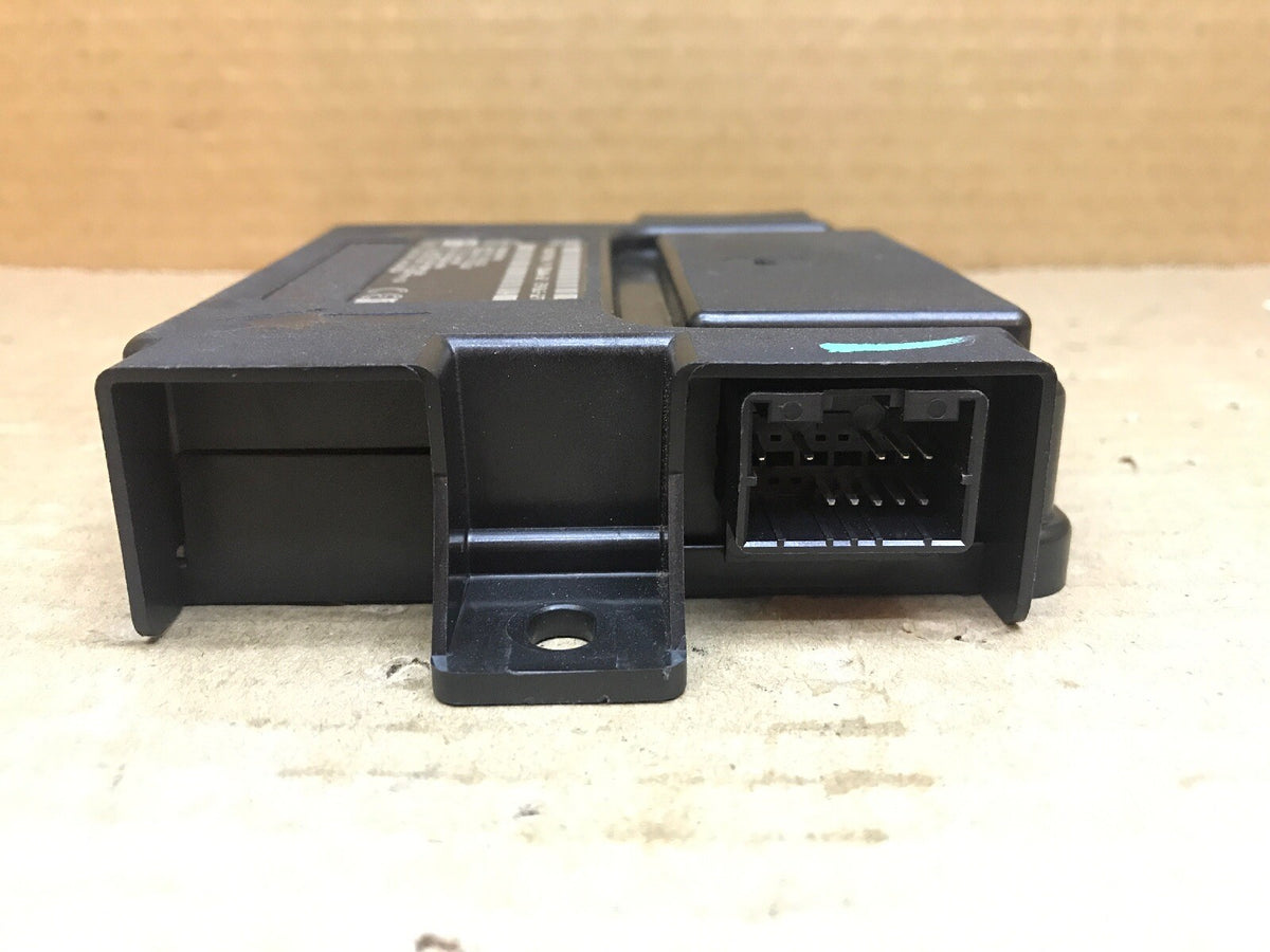 2016 Jeep Cherokee Genuine Mopar Receiver P68272742AC  68272742AC3