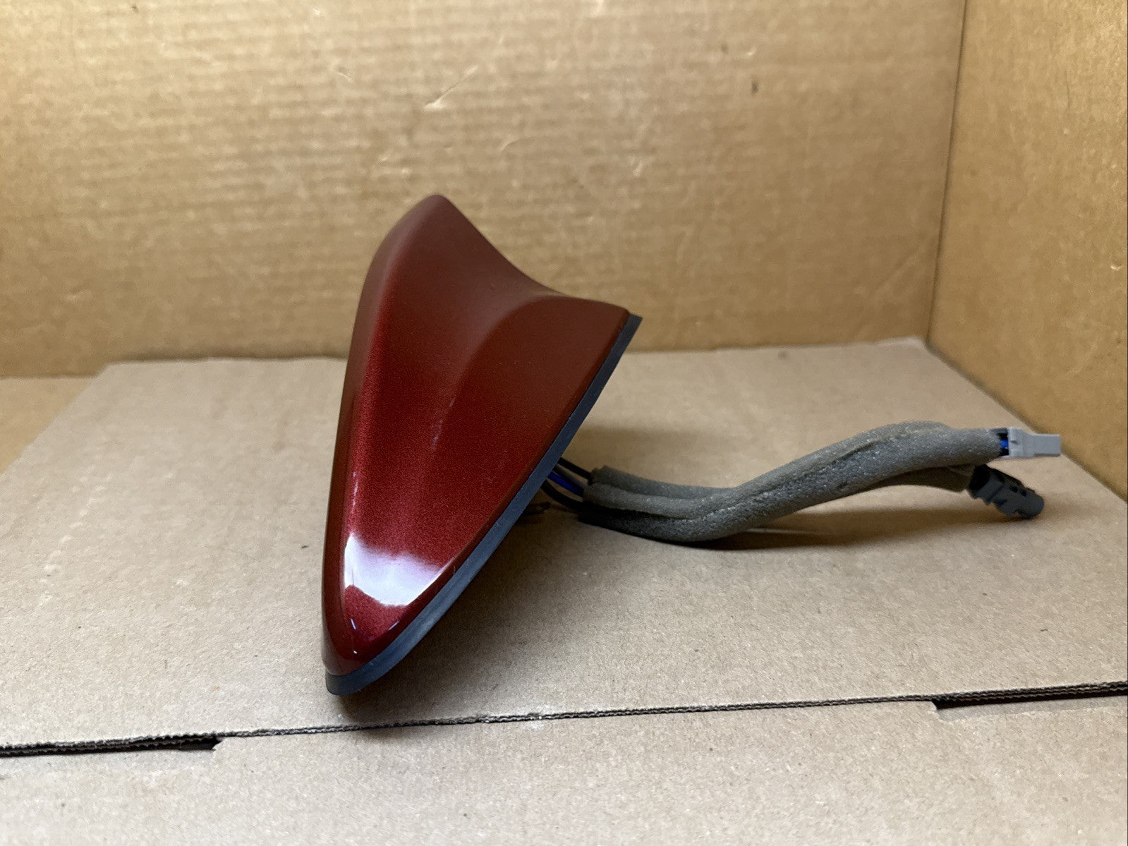 2019 2021 Hyundai Tucson Shark Fin Antenna Gemstone Red Metallic 96210 D3600R5R1