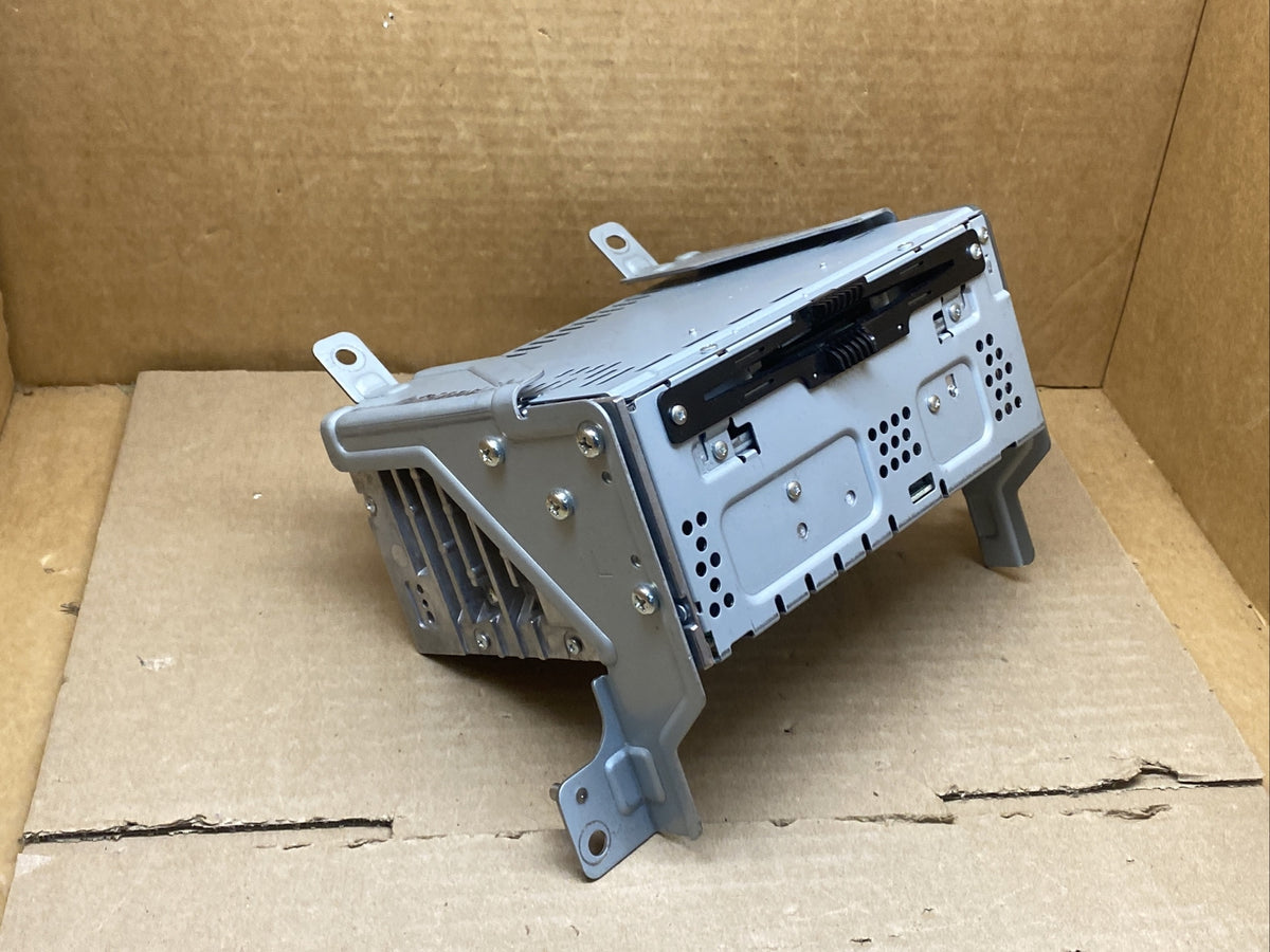 2013 2015 Ford Taurus Radio CD Player Receiver Mechanism OEM DG1T 19C107 HE1