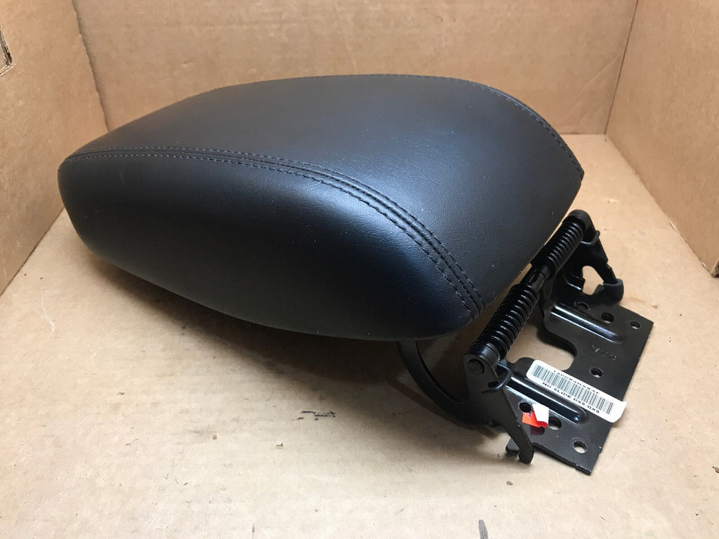 2013 2016 DODGE DART CENTER CONSOLE LID ARMREST TOP COVER BLACK LEATHER ARM REST7