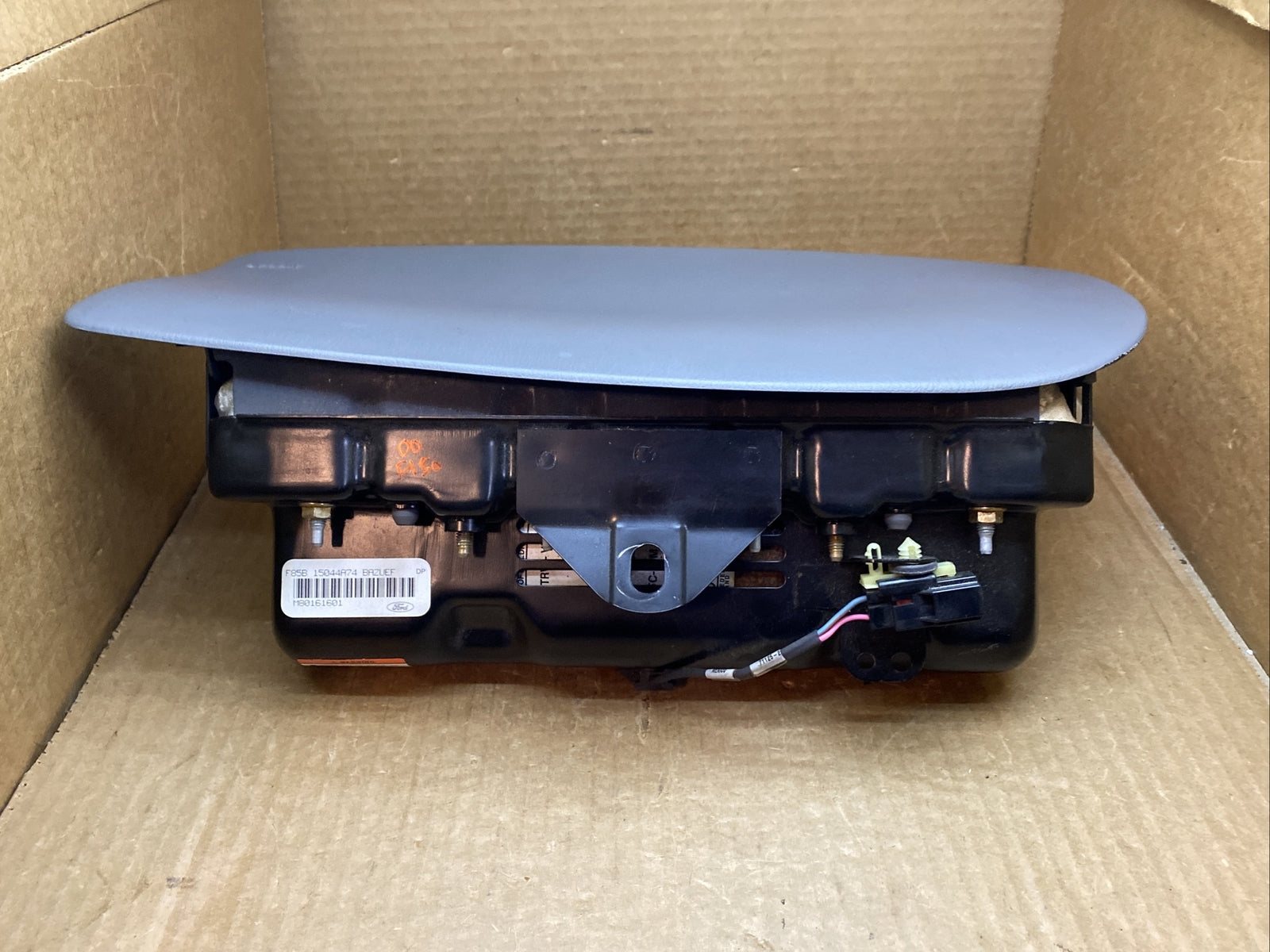 99 03 F150 99 02 Expedition Front Right Passenger Side Dash Air Bag Airbag Gray6