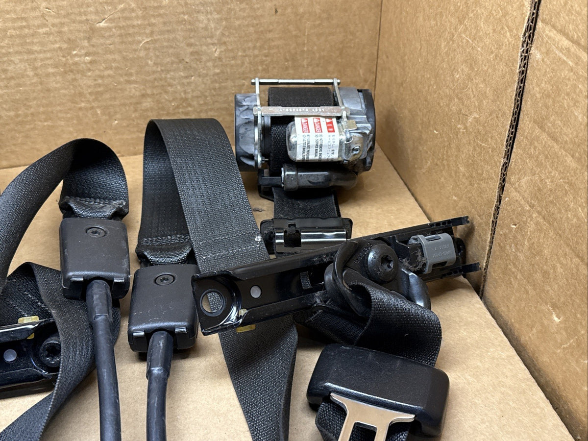 2010 2017 Equinox Terrain Driver Passenger Front Seat Belt Seatbelt Retractors3