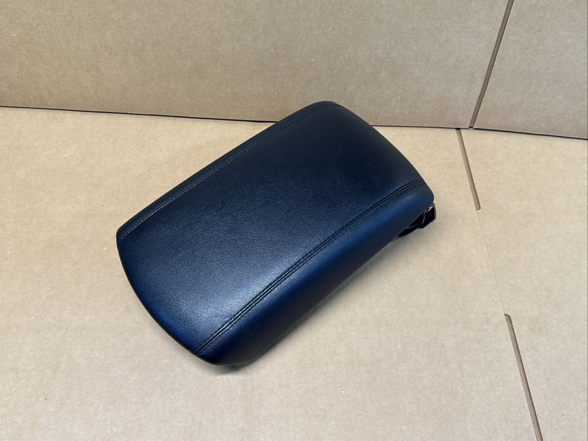 2021 2024 Ford Edge Center Console Arm Rest Armrest Lid Top Black Leather OEM1
