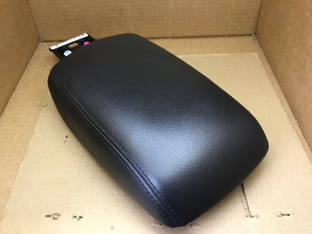 2012 2014 Ford Focus Center Console Lid Armrest Arm Rest Black Long Version4