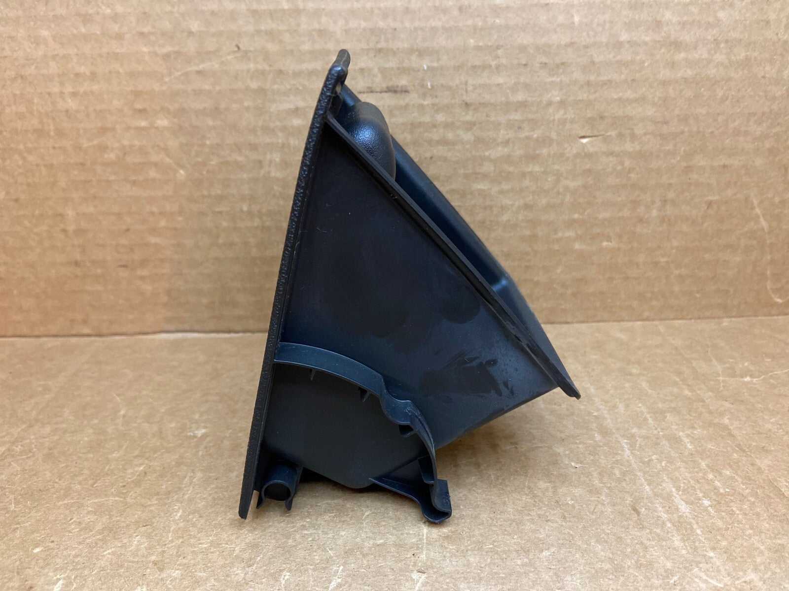 2008 2012 CHEVY MALIBU LEFT SIDE DASH SMALL STORAGE TRAY BLACK OEM 258954995
