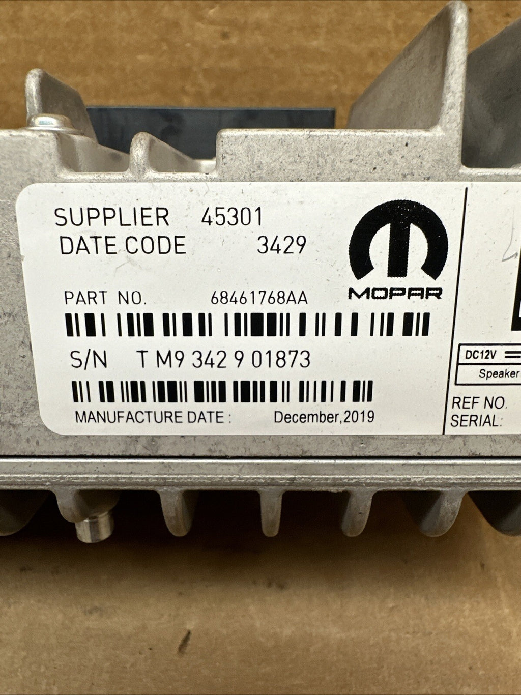 2020 Chrysler Pacifica Multi Media Radio Receiver Uconnect OEM 68461768AA2