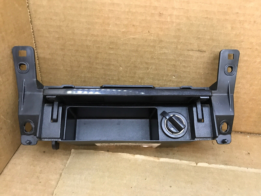   2013   2018 FORD TAURUS CENTER DASH CONSOLE BOX STORAGE CUBBY TRAY TRIM OEM6