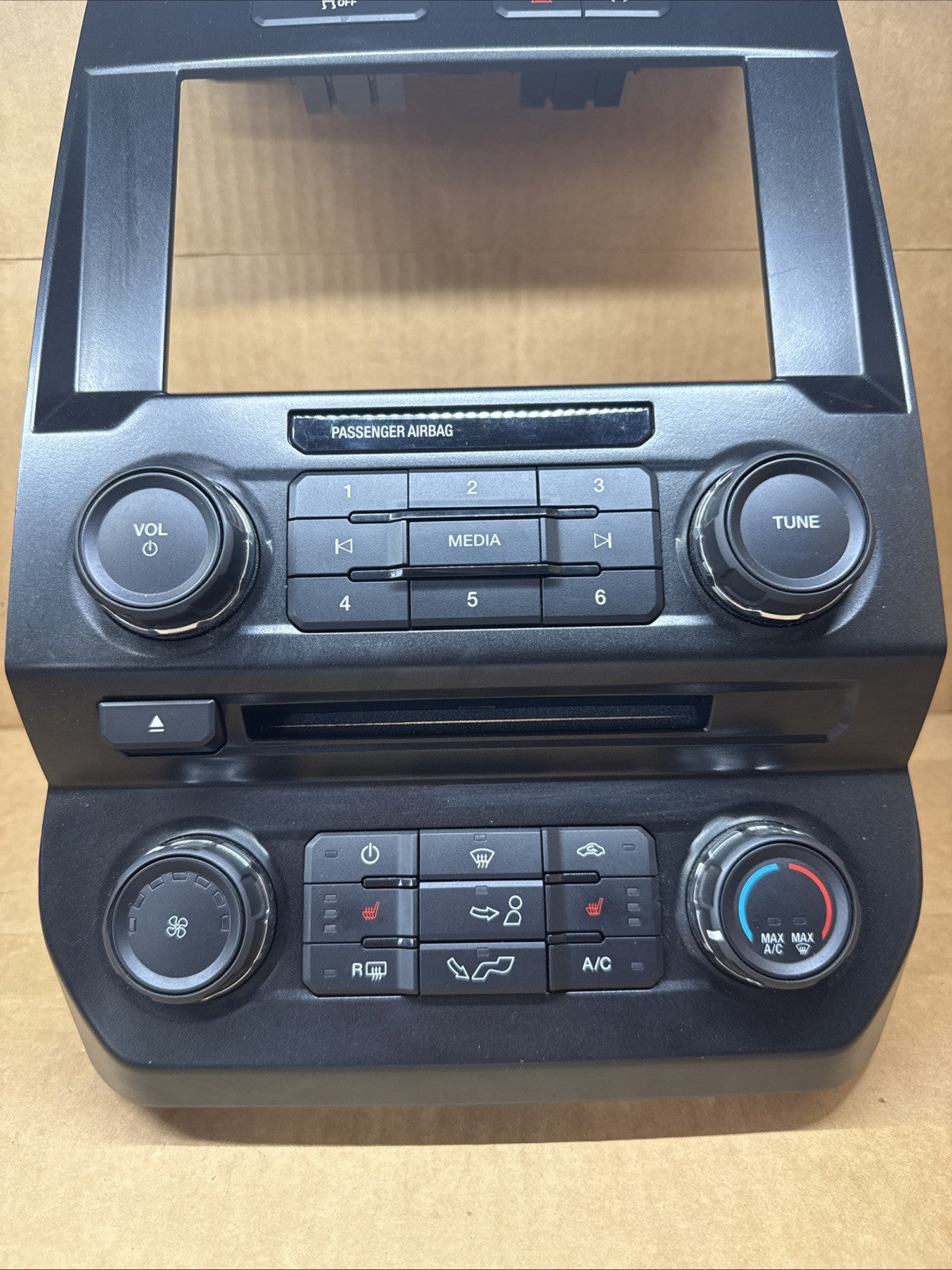 2015 FORD F150 RADIO STEREO CONTROL PANEL TEMPERATURE CONTROL FL3T 18E243 CDJ1