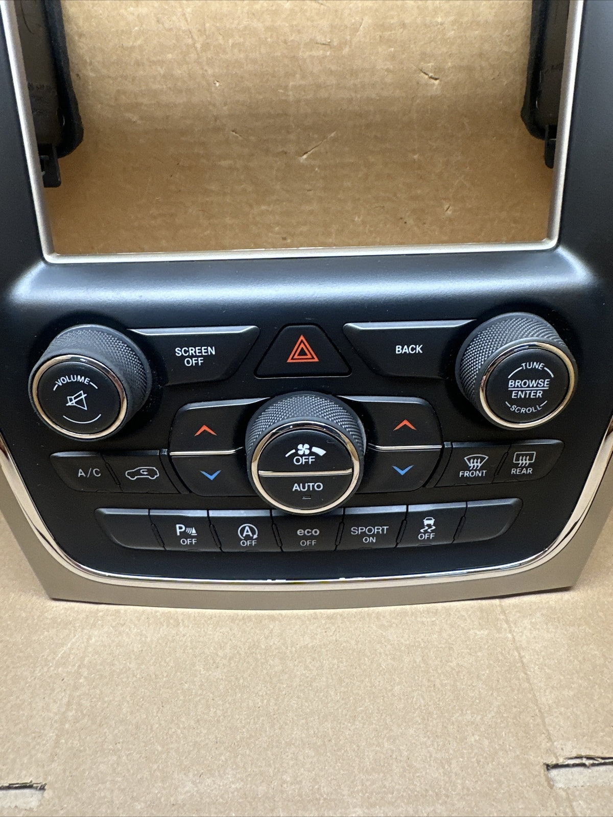 2016 2018 Jeep Grand Cherokee Temperature Control Unit Radio Bezel 68254007AH2