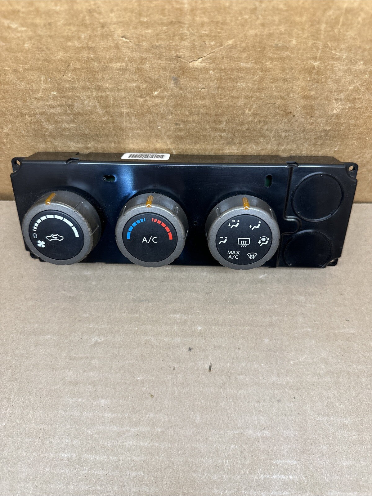 2006 2007 NISSAN TITAN HEATER AC A/C CLIMATE TEMPERATURE CONTROL 27500 ZH4004