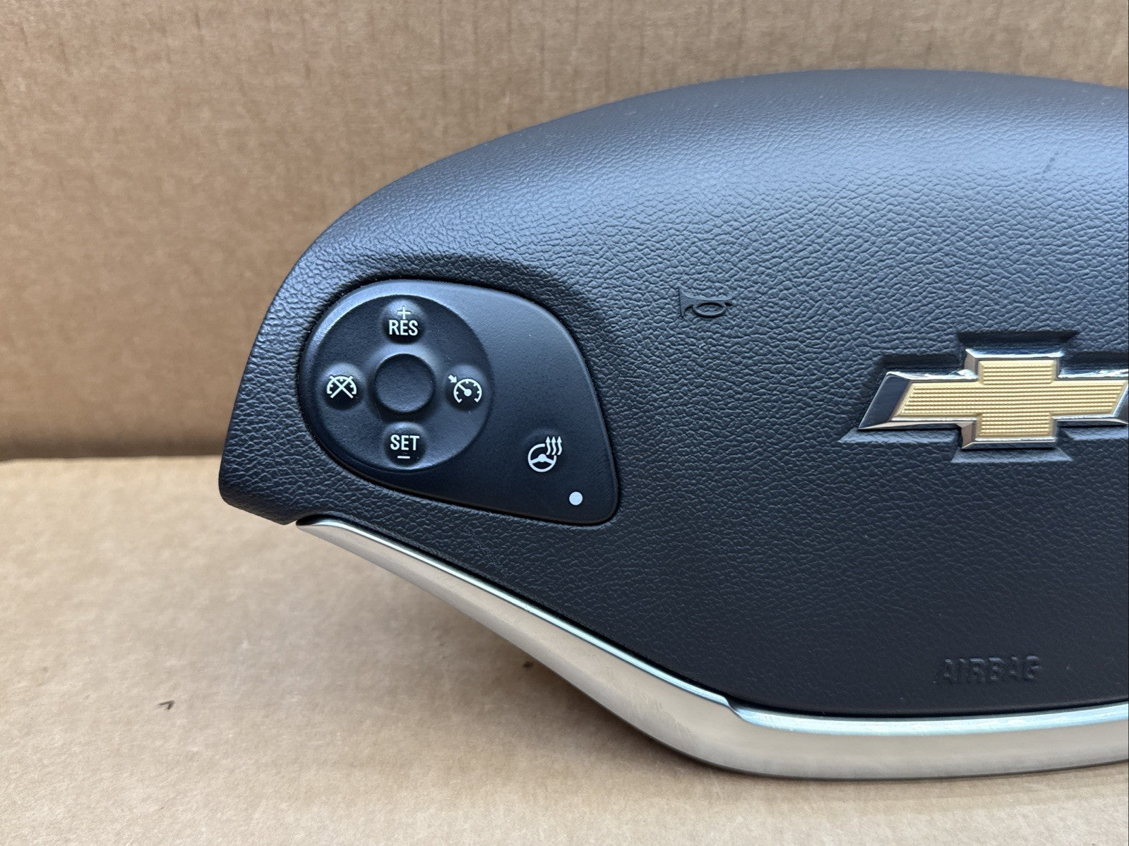 17-20 Chevy Impala Front Left Driver Side Steering Wheel Air Bag Airbag 844009392