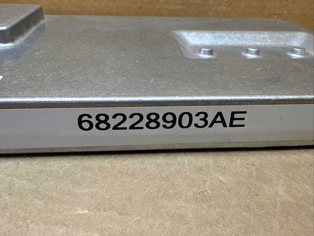2017 Chrysler Pacifica Stereo Radio Audio Amp Amplifier 68228903AE1