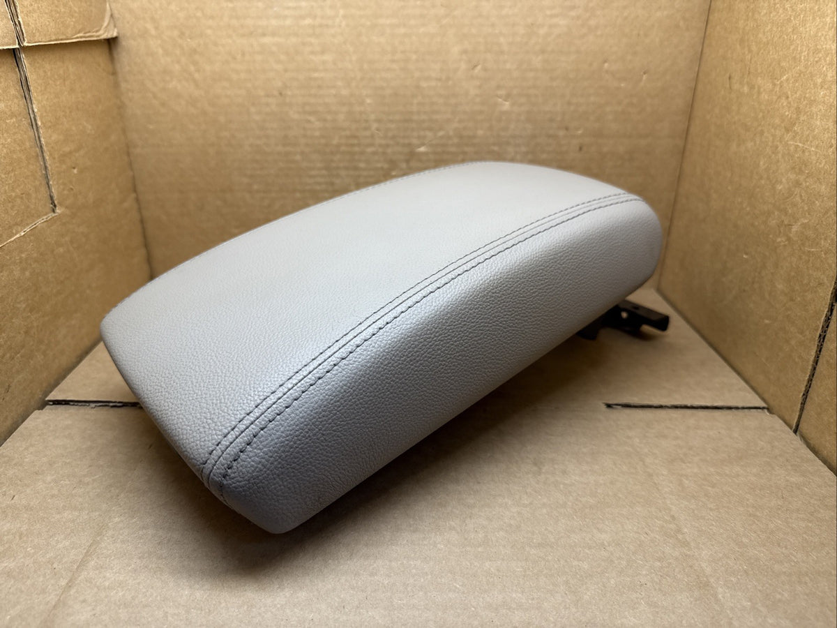 2016 2021 Hyundai Tucson Center Console Lid Cover Top Arm Rest Armrest Tan1