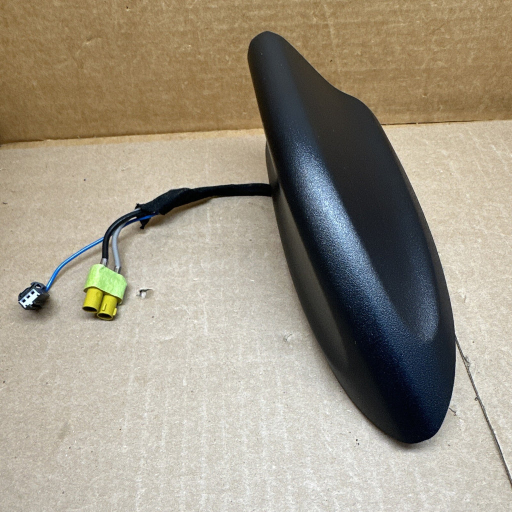 2016 2019 Ford Explorer Roof Antenna Shark Fin Black JB5T 19G461 BA7