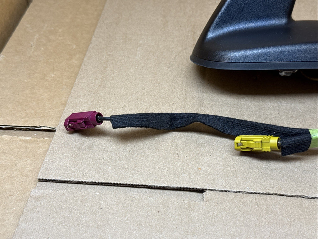2013 2017 RAM 1500 RADIO ANTENNA MOPAR OEM 68276411AA2