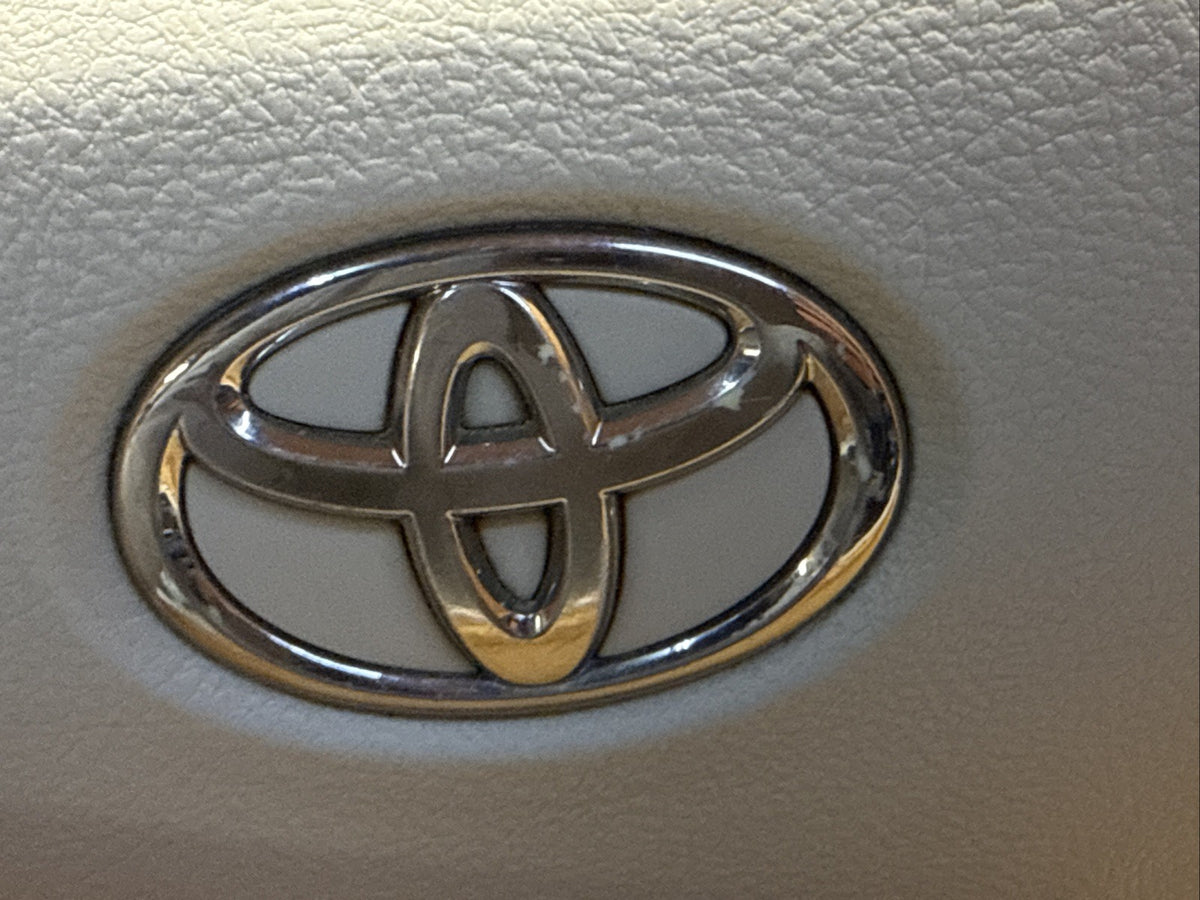 2012 2014 Toyota Sienna Front Left Driver Side Steering Wheel Air Bag Airbag5