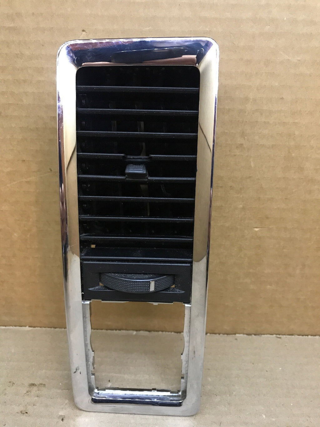 2009 2012 DODGE RAM OEM LEFT LH DRIVERS SIDE OB DASH VENT TRIM BLACK CHROME1
