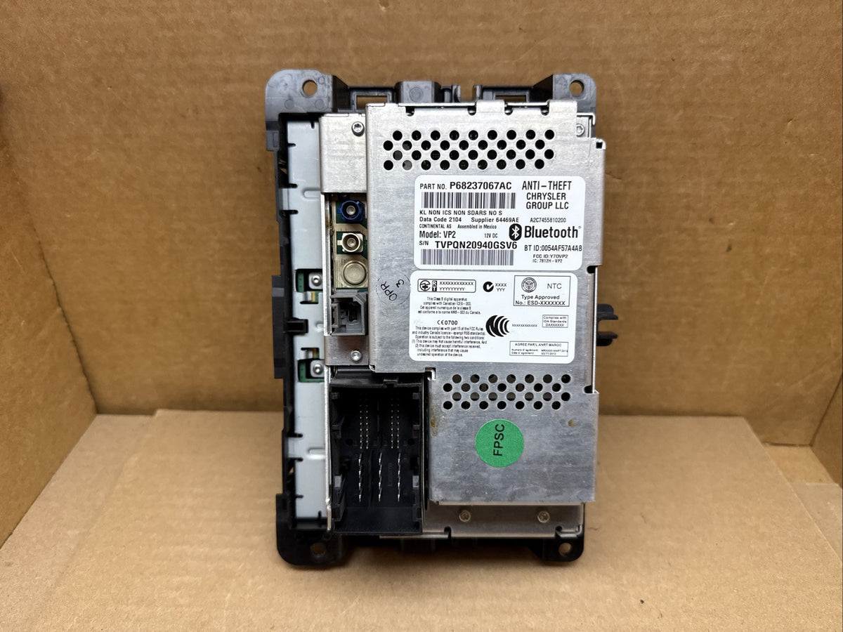 2015 Jeep Cherokee Radio Receiver Player Information Screen VP2 OEM P68237067AC4