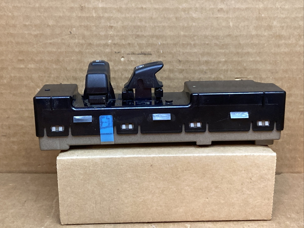 03 06 Tahoe Yukon Silverado Window Control Switch Front RH Right OEM 151096743