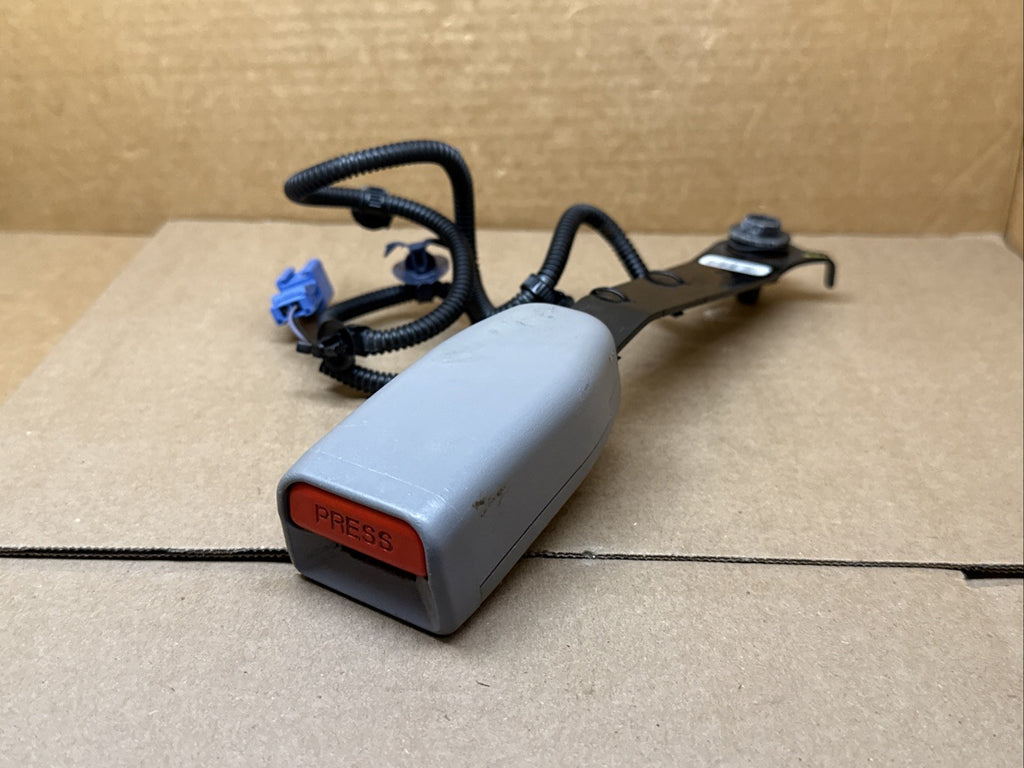 2012 2016 Honda CRV CR V Front Left Driver Side Seat Belt Seatbelt Buckle Gray1