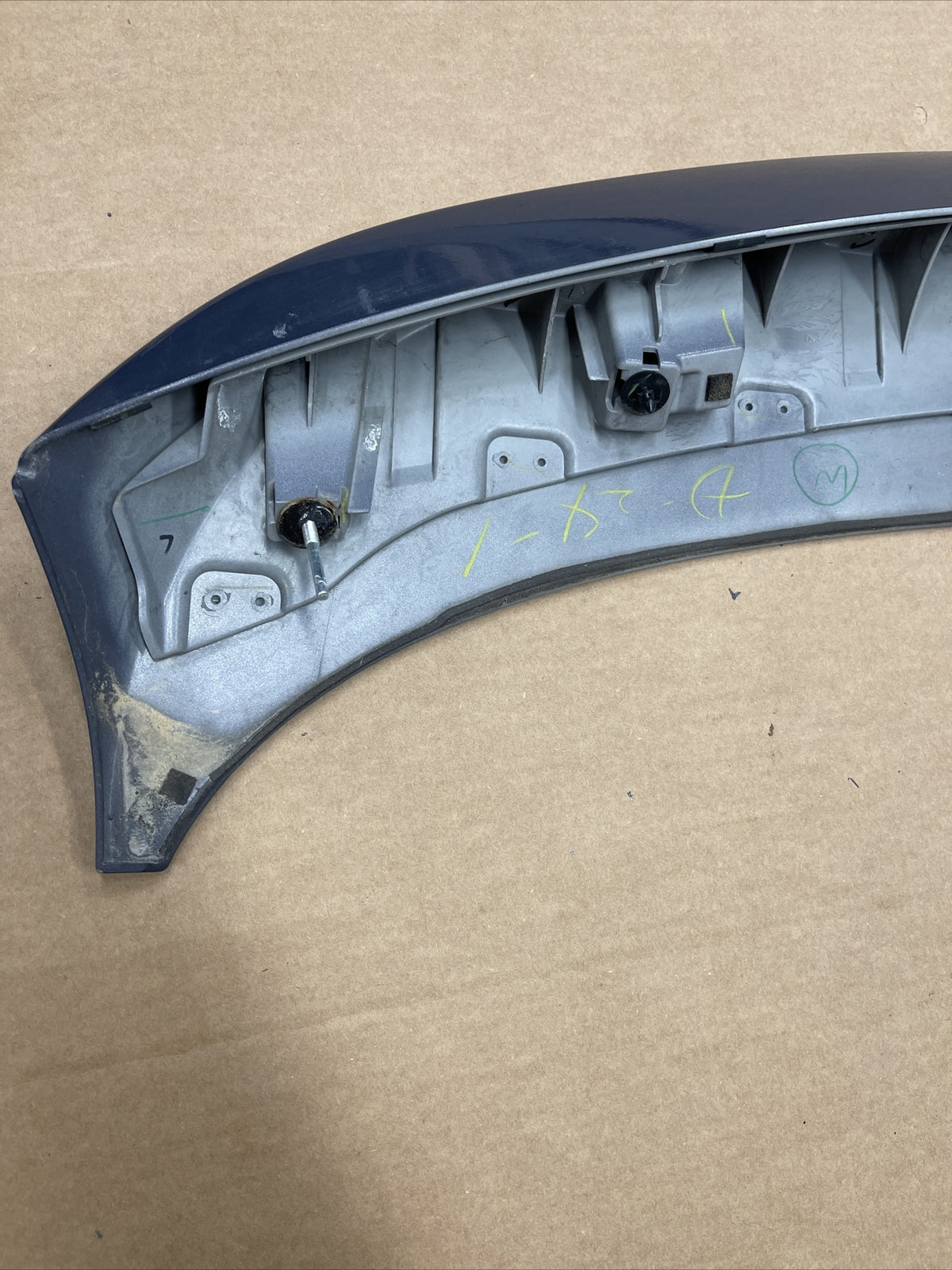 2007 2015 MAZDA CX 9 CX9 REAR LIFT GATE SPOILER 3RD THIRD BRAKE GRAY PAINT 32S3