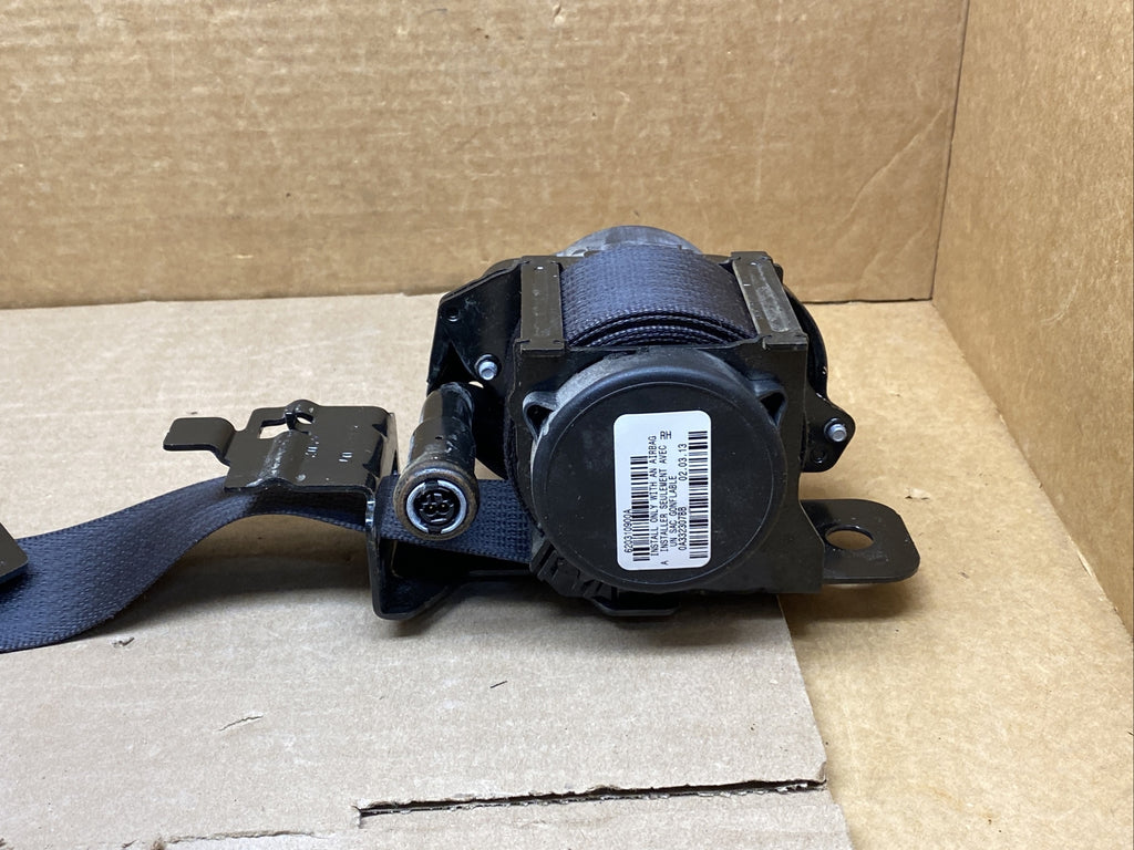 2011 2017 Acadia Traverse Enclave Front Right Passenger Side Seat Belt Seatbelt4