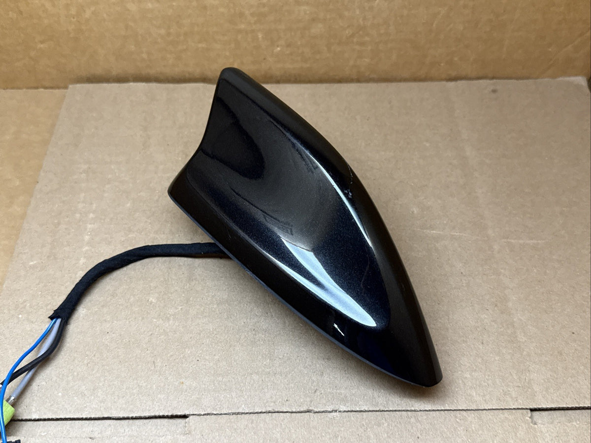 2016 2019 Ford Explorer Roof Antenna Shark Fin Black FT4T 19G461 AD59AY7