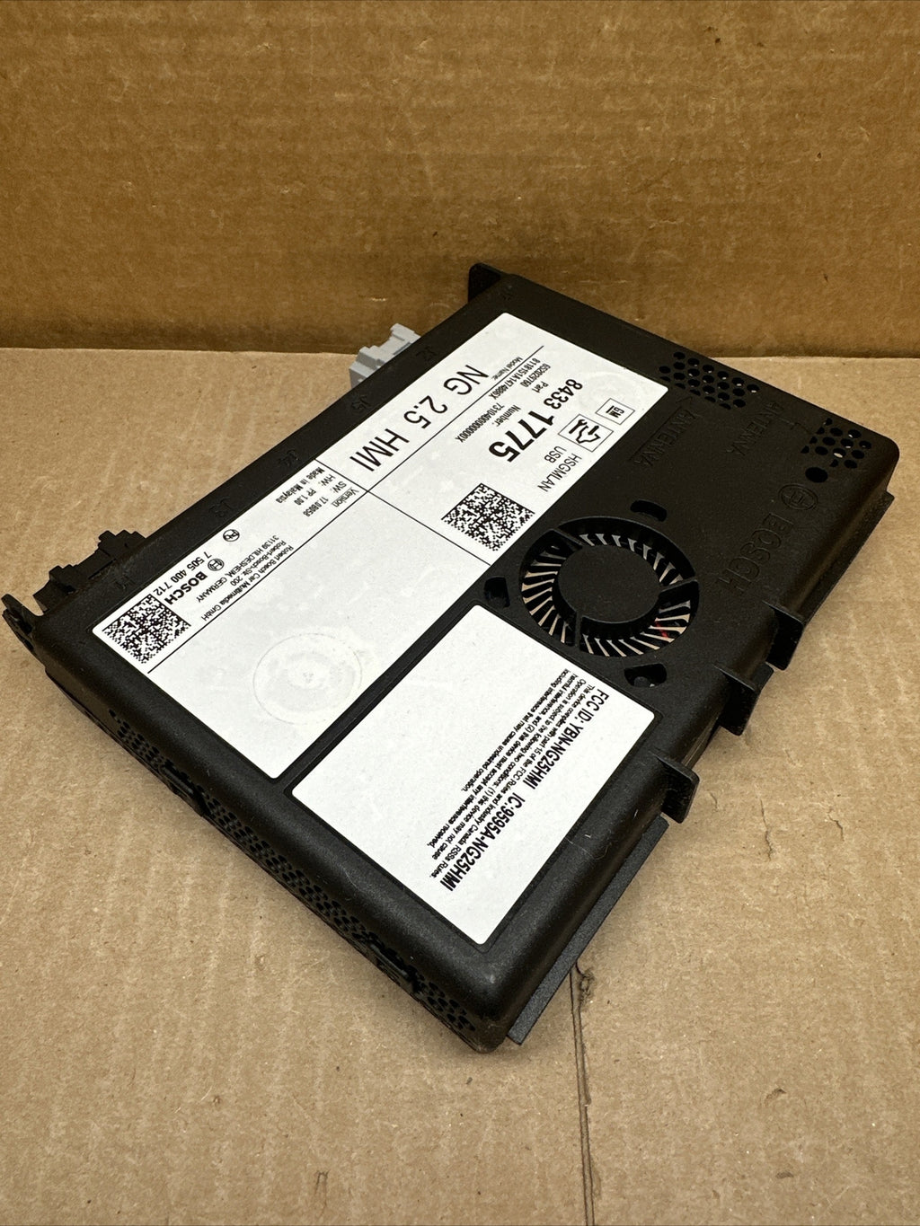2015 2018 GM OEM 2.5 HMI HUMAN MACHINE INTERFACE CONTROL MODULE 843317757