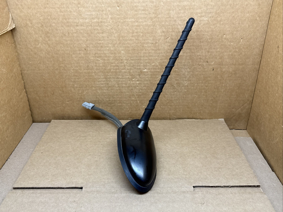 2015 2018 Hyundai Tucson Rear Roof Mounted Antenna Radio OEM 96200 D32003