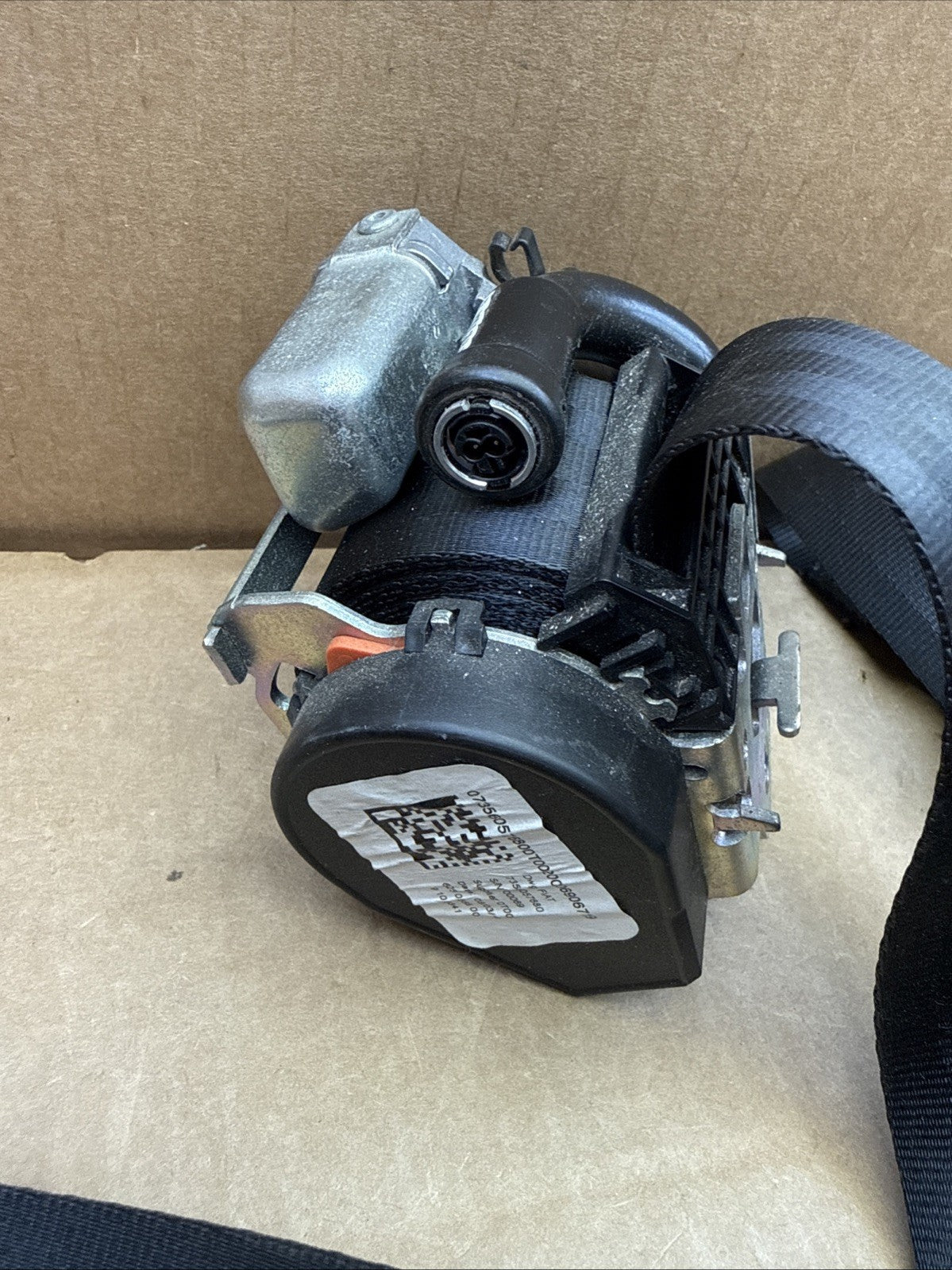2015-2022 Promaster City Front Right Passenger Side Seat Belt Seatbelt Retractor4