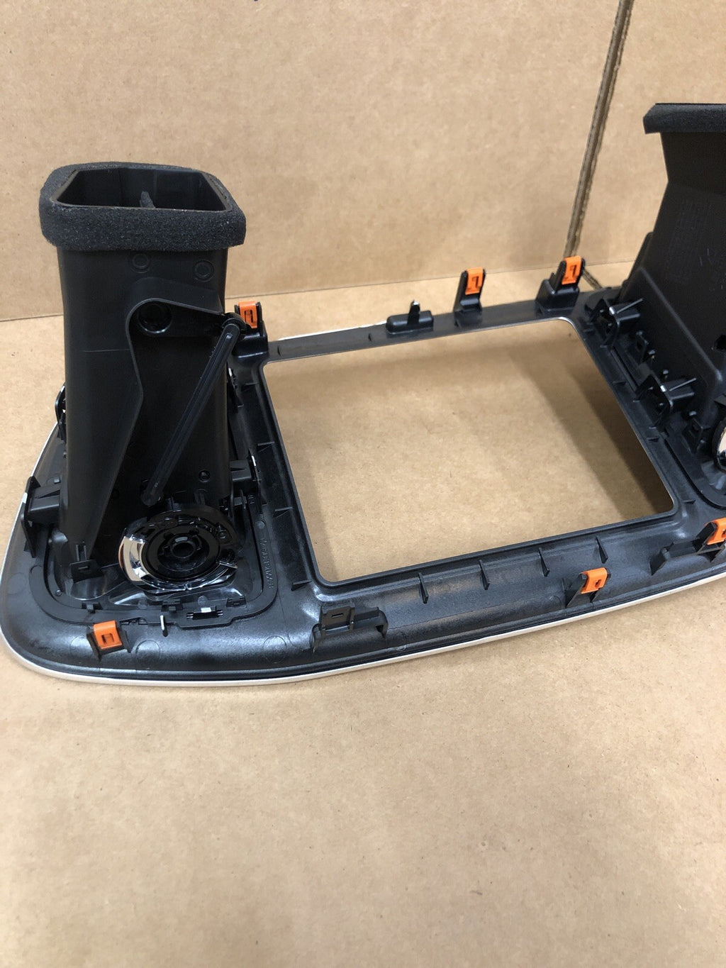 2015 2021 Dodge Challenger OEM Instrument Dash Radio Vents Cluster Bezel4