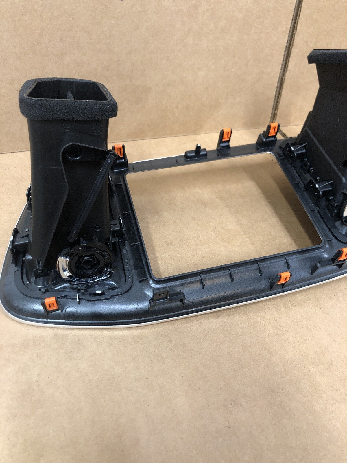 2015 2021 Dodge Challenger OEM Instrument Dash Radio Vents Cluster Bezel4