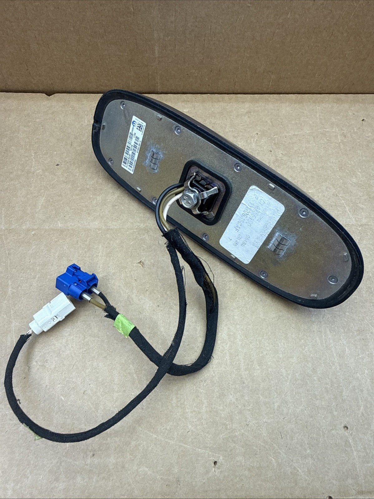 2014-2015 Jeep Grand Cherokee Roof Mounted Radio Antenna P1YG06JSCAF Silver PSC5