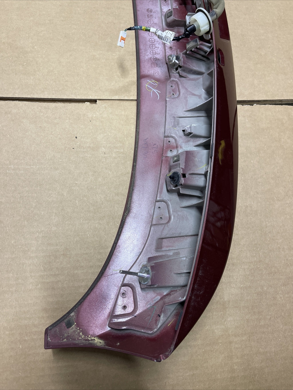 2007 2015 MAZDA CX 9 CX9 REAR LIFT GATE SPOILER 3RD THIRD BRAKE RED PAINT C2V6